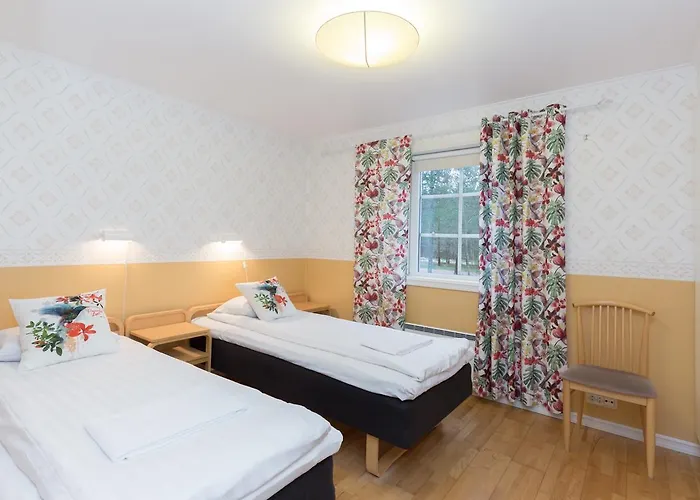 Norroe Village פארק נופש *